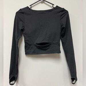 Long sleeve athletic crop top